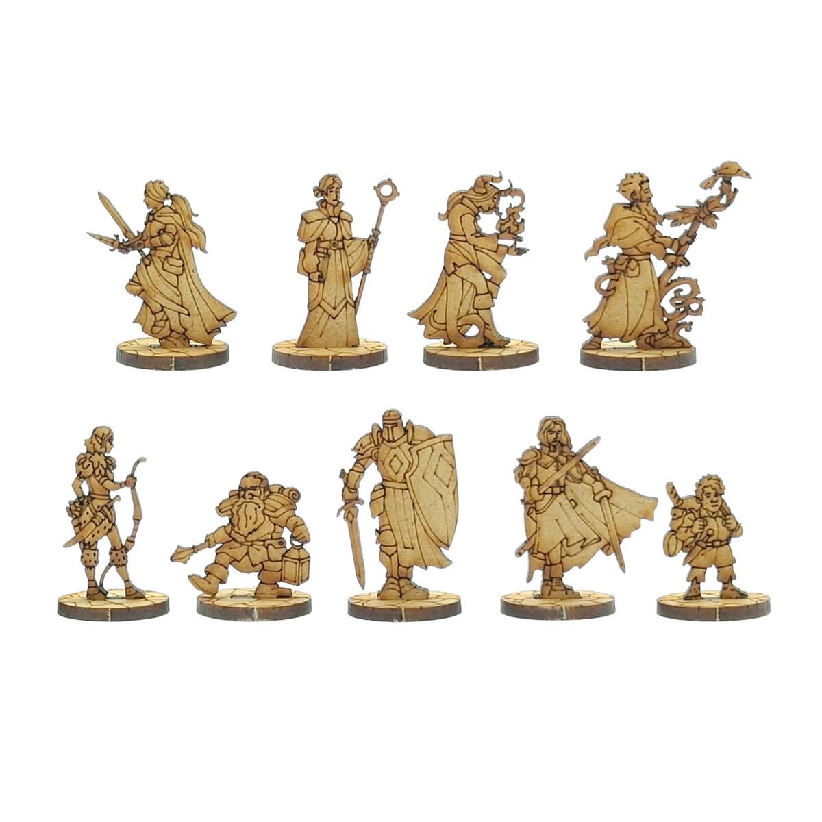 Figurines aventuriers 2D MDF médiéval fantastique représentant guerriers, sorciers et personnages joueurs pour jeux de rôle fantasy